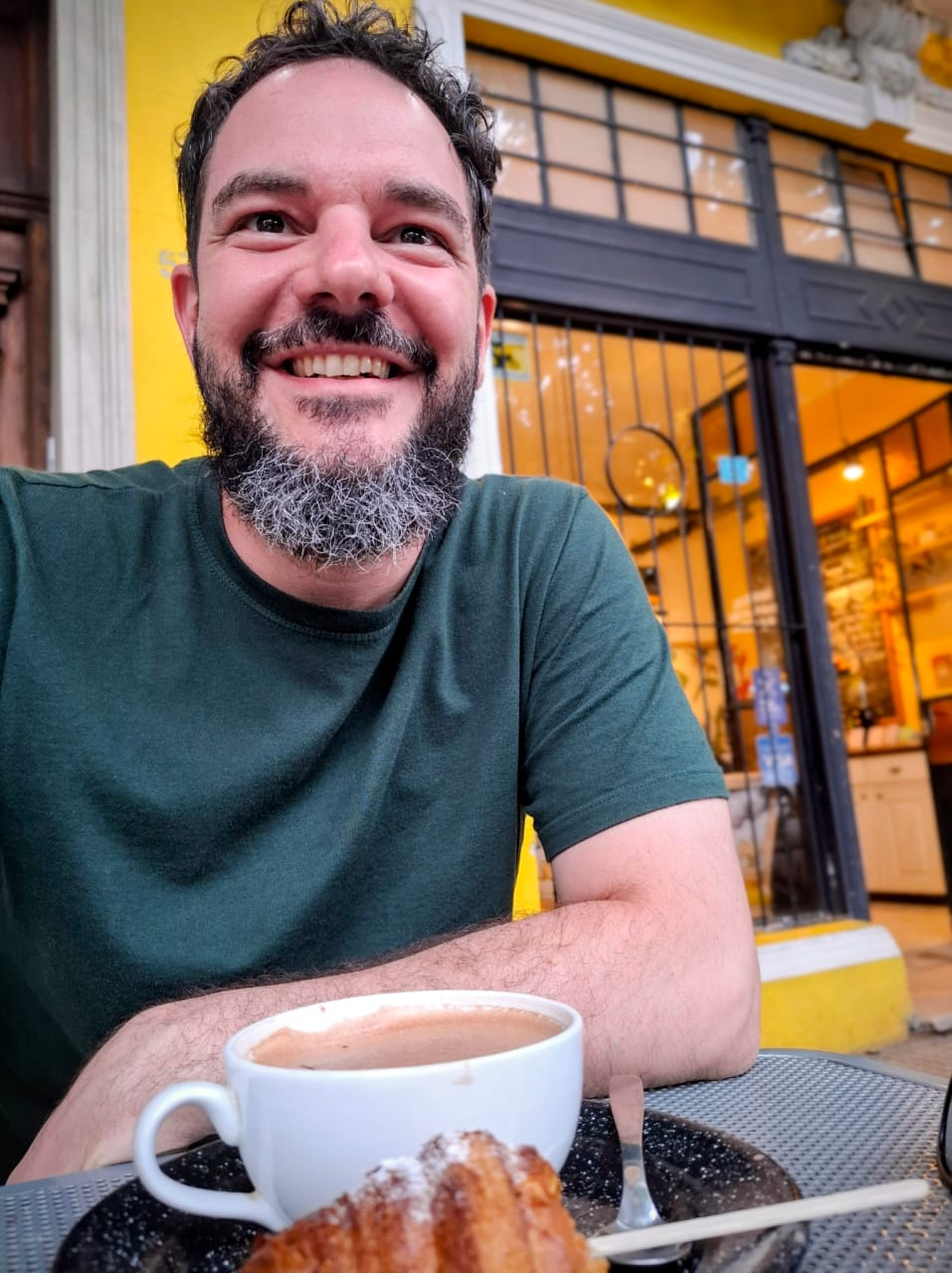 Luiz Gustavo Amadei — Leveza